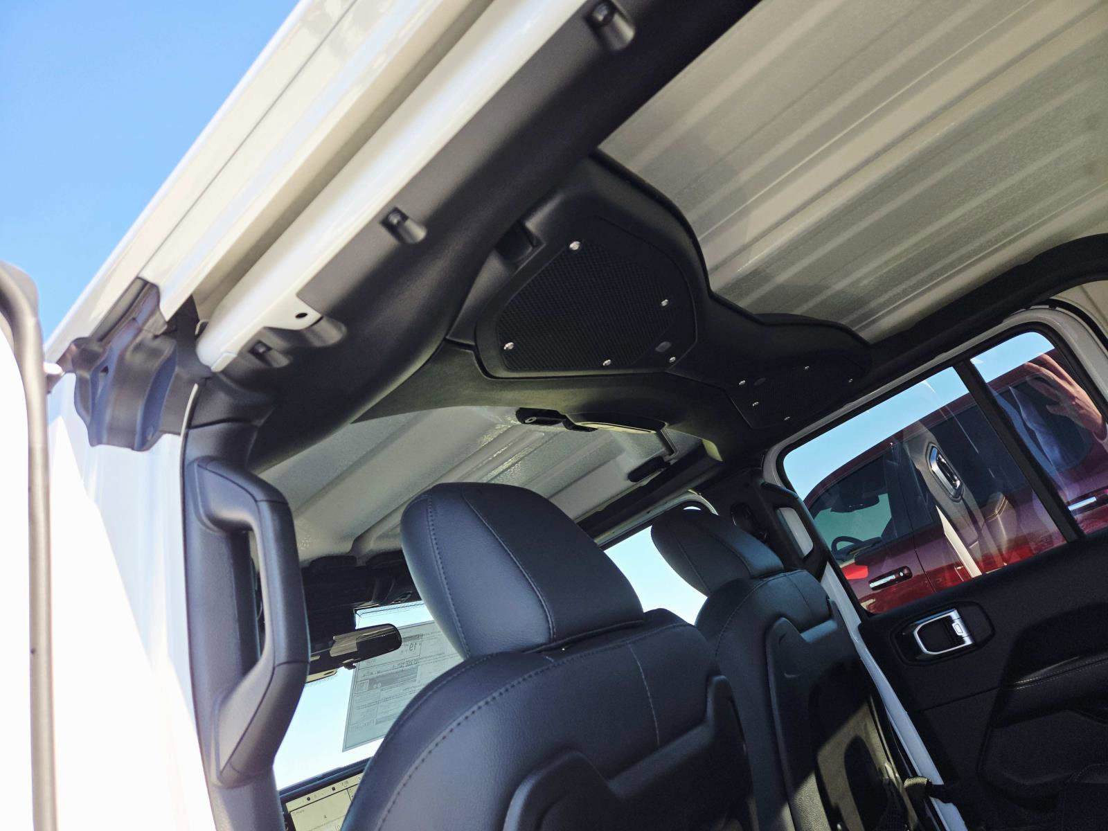 New 2026 Jeep Gladiator Sport AWD/4WD image 13