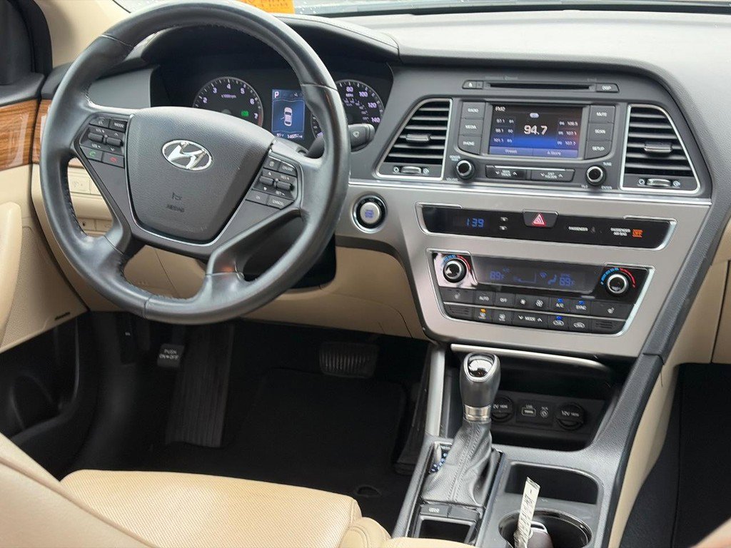 Used 2015 Hyundai Sonata Limited image 11