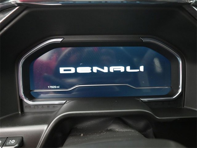 Used 2025 GMC Sierra 2500 Denali Ultimate image 11