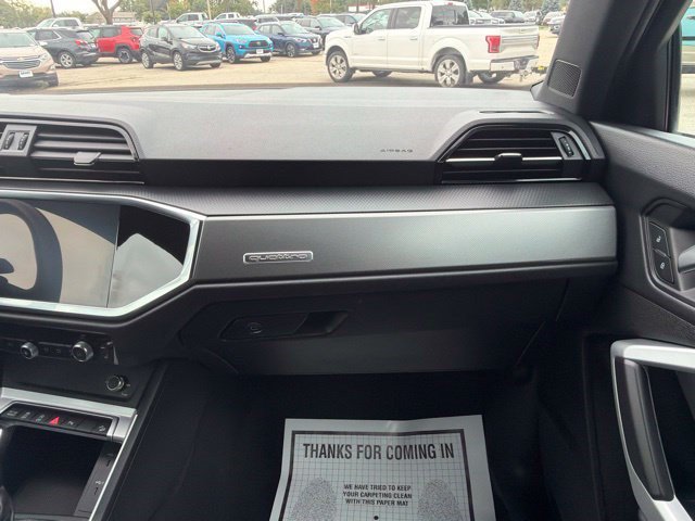 Used 2025 Audi Q3 2.0T Premium AWD/4WD image 23