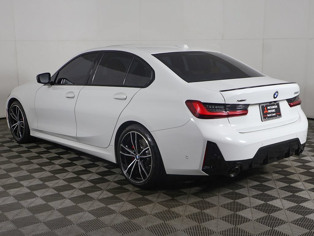 Used 2023 BMW 330i xDrive Sedan w/ M Sport Package AWD/4WD image 9