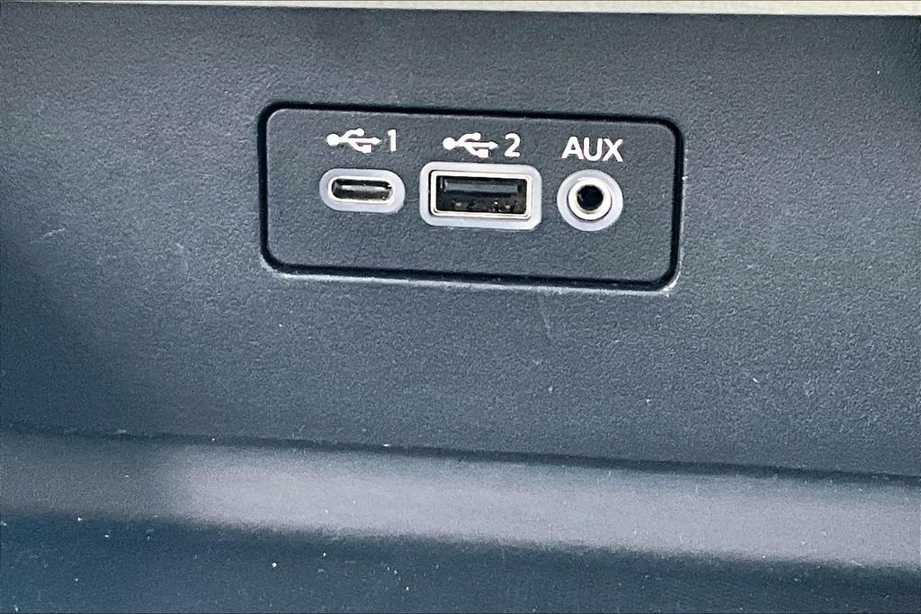 Used 2025 Nissan Altima 2.5 SV FWD image 15