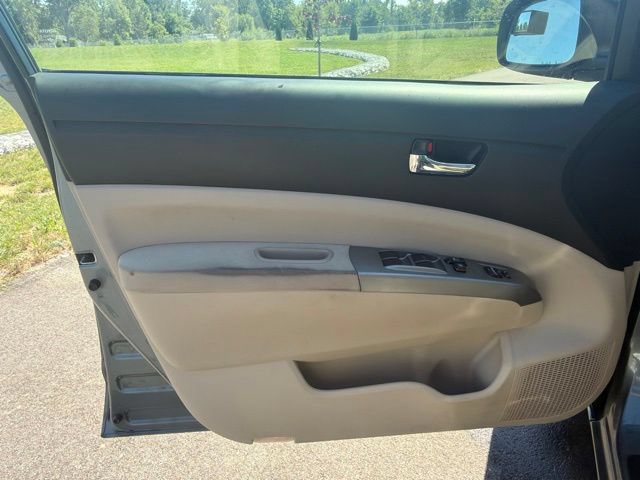 Used 2005 Toyota Prius w/ Pkg 4 FWD image 18