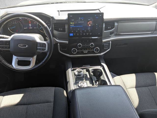 Used 2024 Ford Expedition XLT AWD/4WD image 15