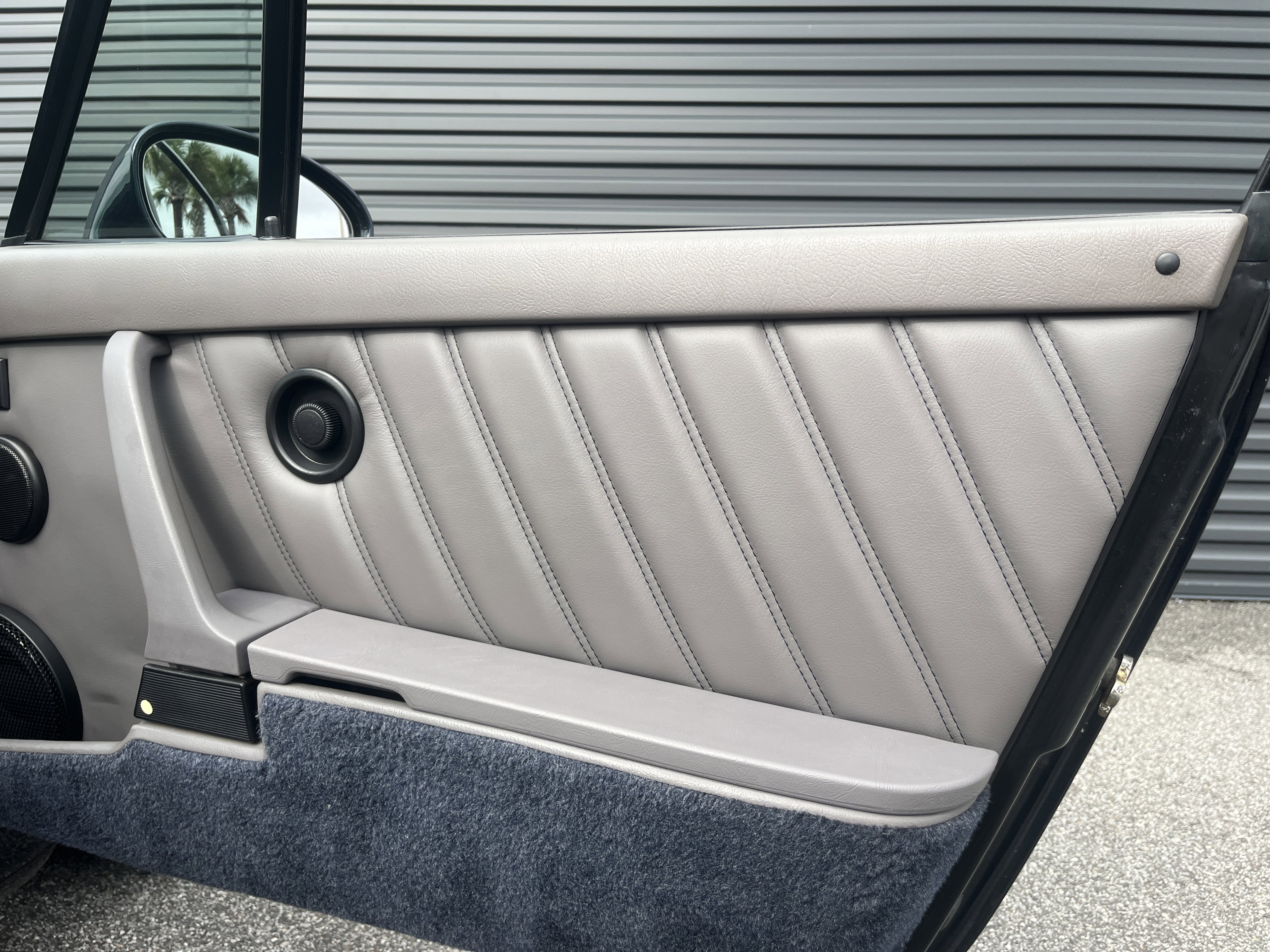 Used 1992 Porsche 911 Carrera image 28