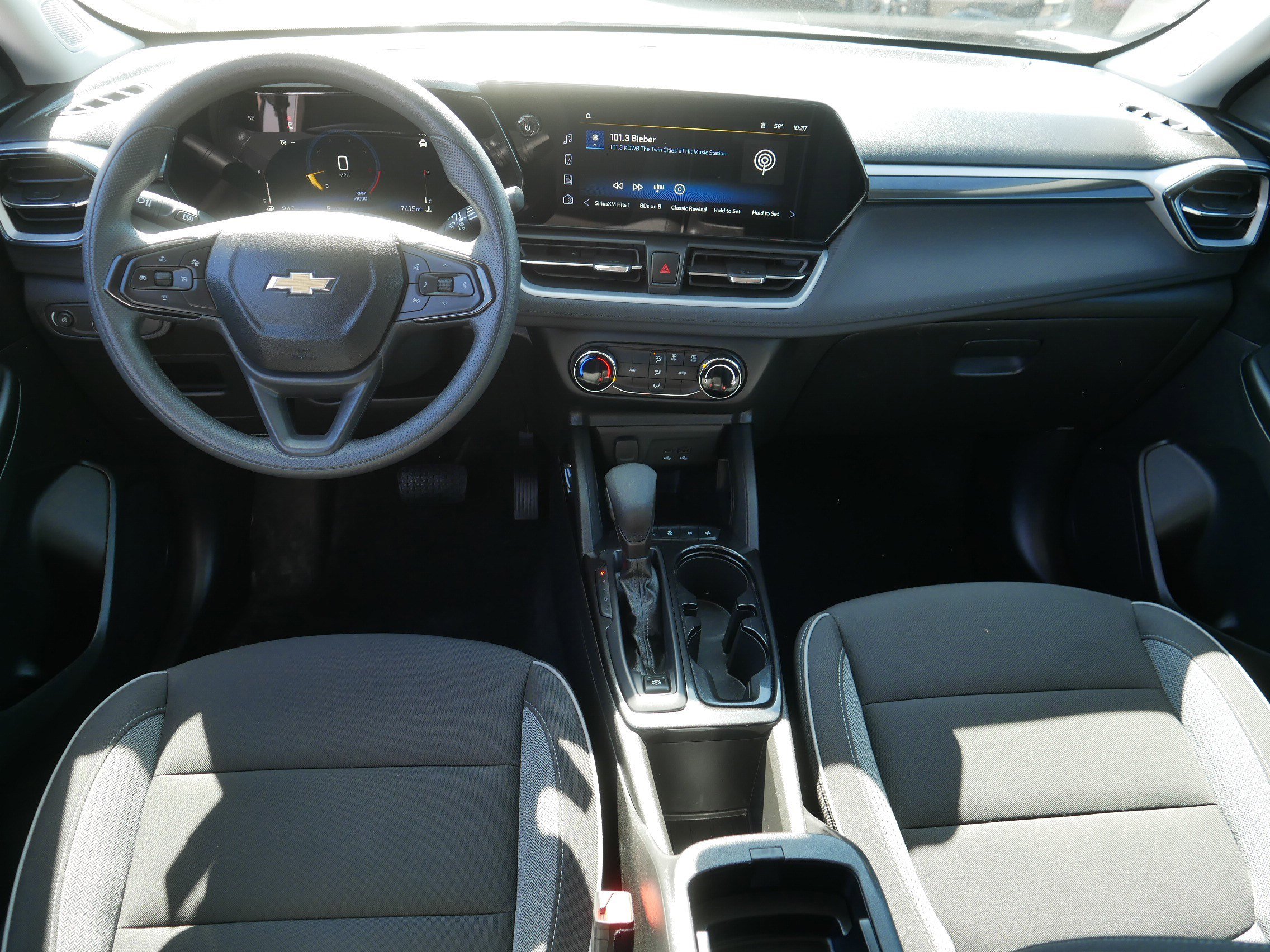 Used 2024 Chevrolet TrailBlazer LS w/ LS Convenience Package FWD image 10