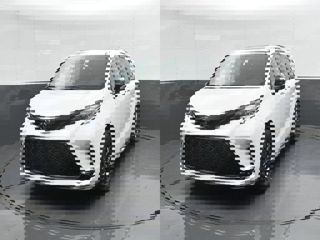 New 2025 Toyota Sienna XSE w/ XSE Premium Package image 6