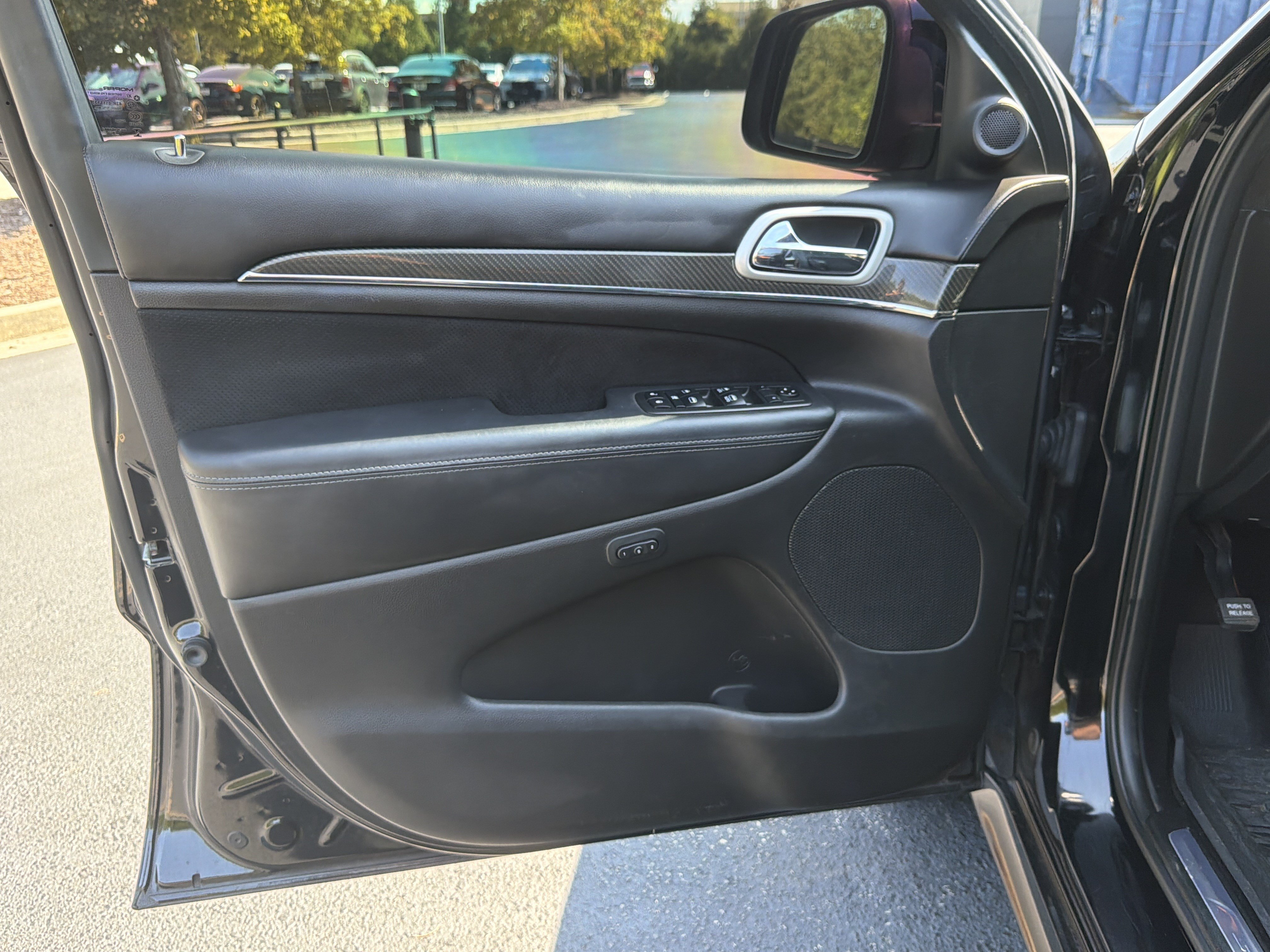 Used 2019 Jeep Grand Cherokee SRT AWD/4WD image 15