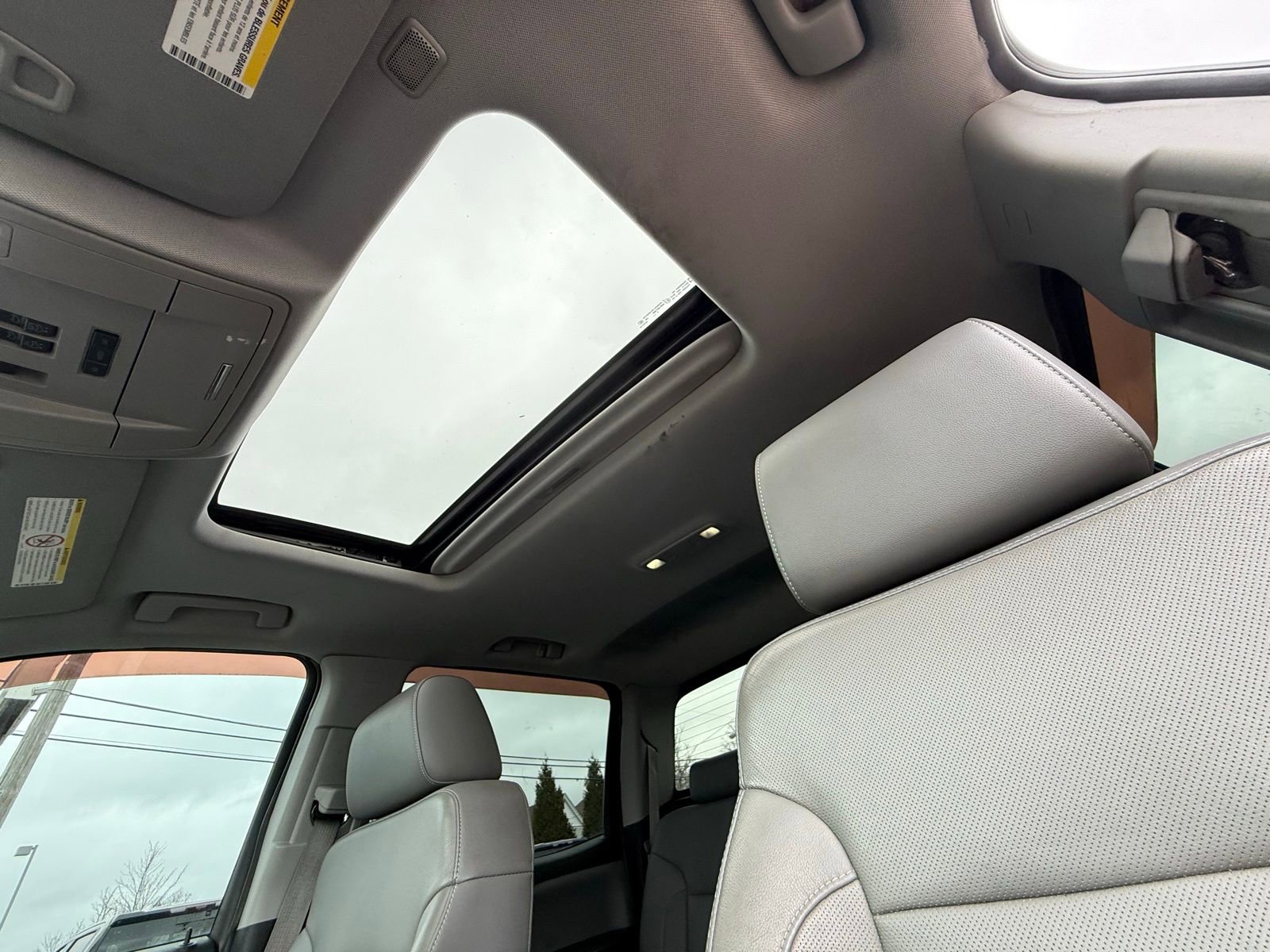 Used 2015 Chevrolet Silverado 2500 LTZ w/ Driver Alert Package image 4