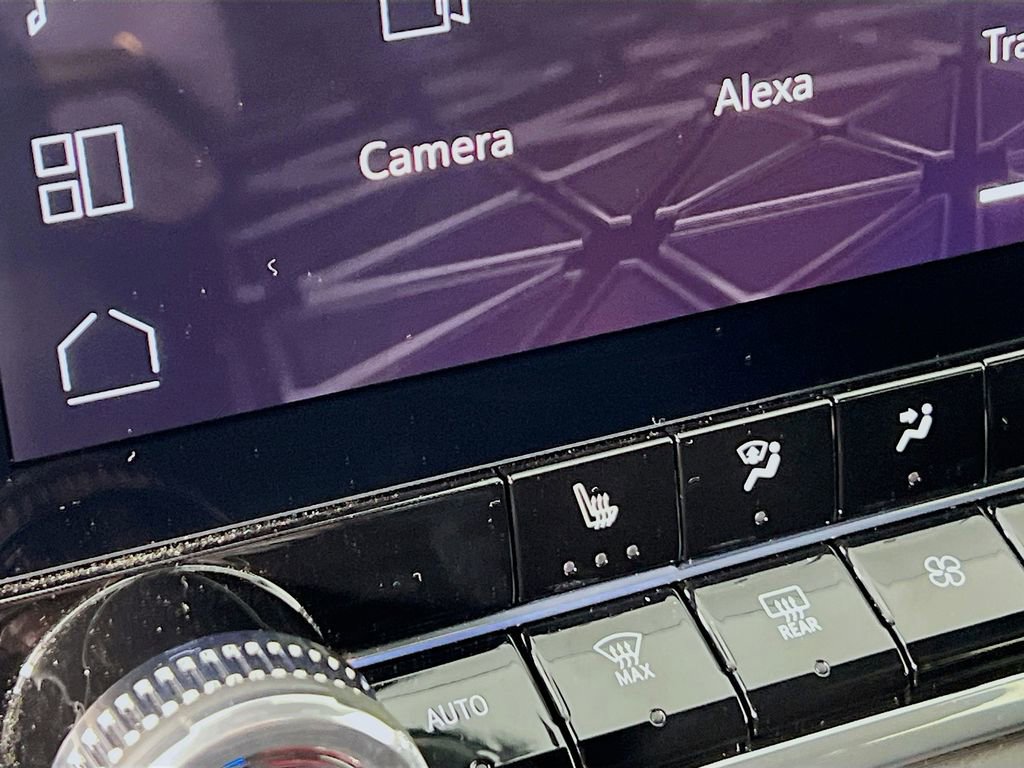 Certified 2024 GMC Canyon Elevation w/ Convenience Package image 17