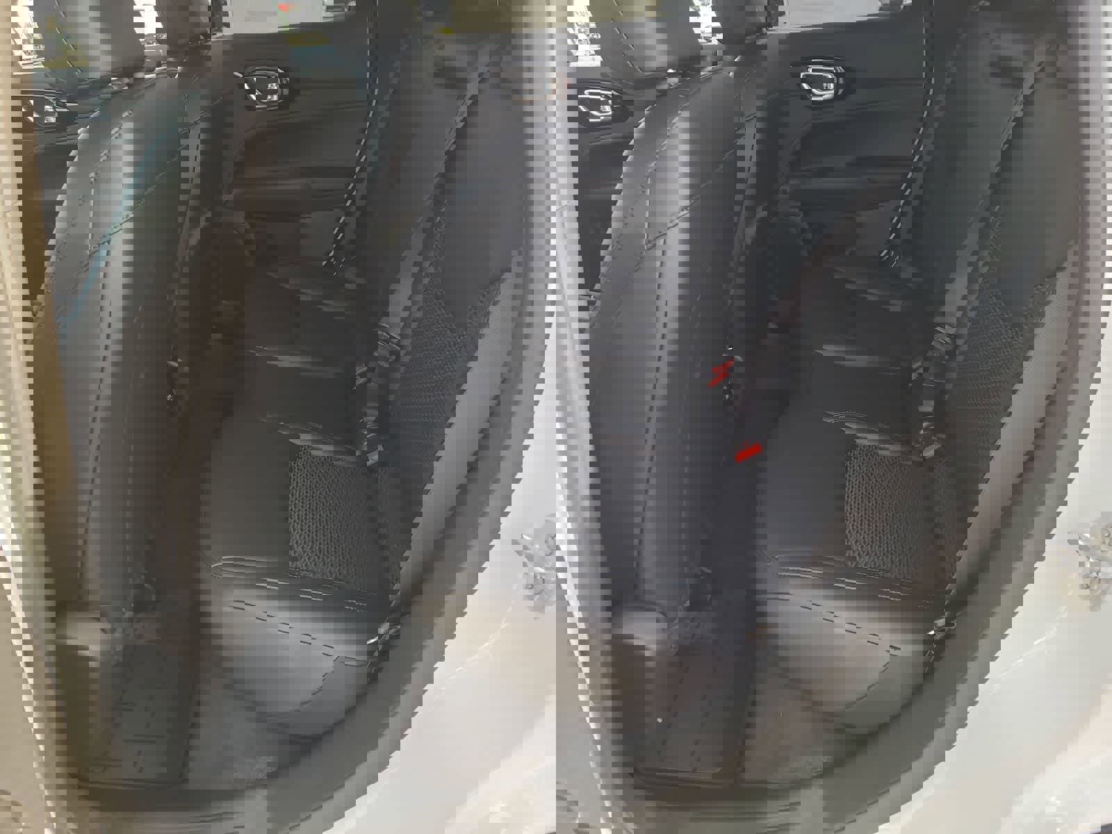 New 2026 Jeep Compass Latitude image 21