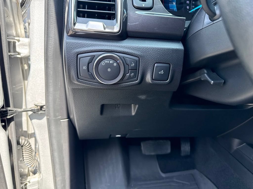 Certified 2019 Ford Ranger Lariat w/ Equipment Group 501A Mid AWD/4WD image 18