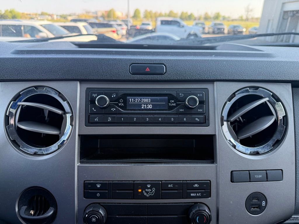 Used 2022 Ford F650 2WD Regular Cab Super Duty image 13