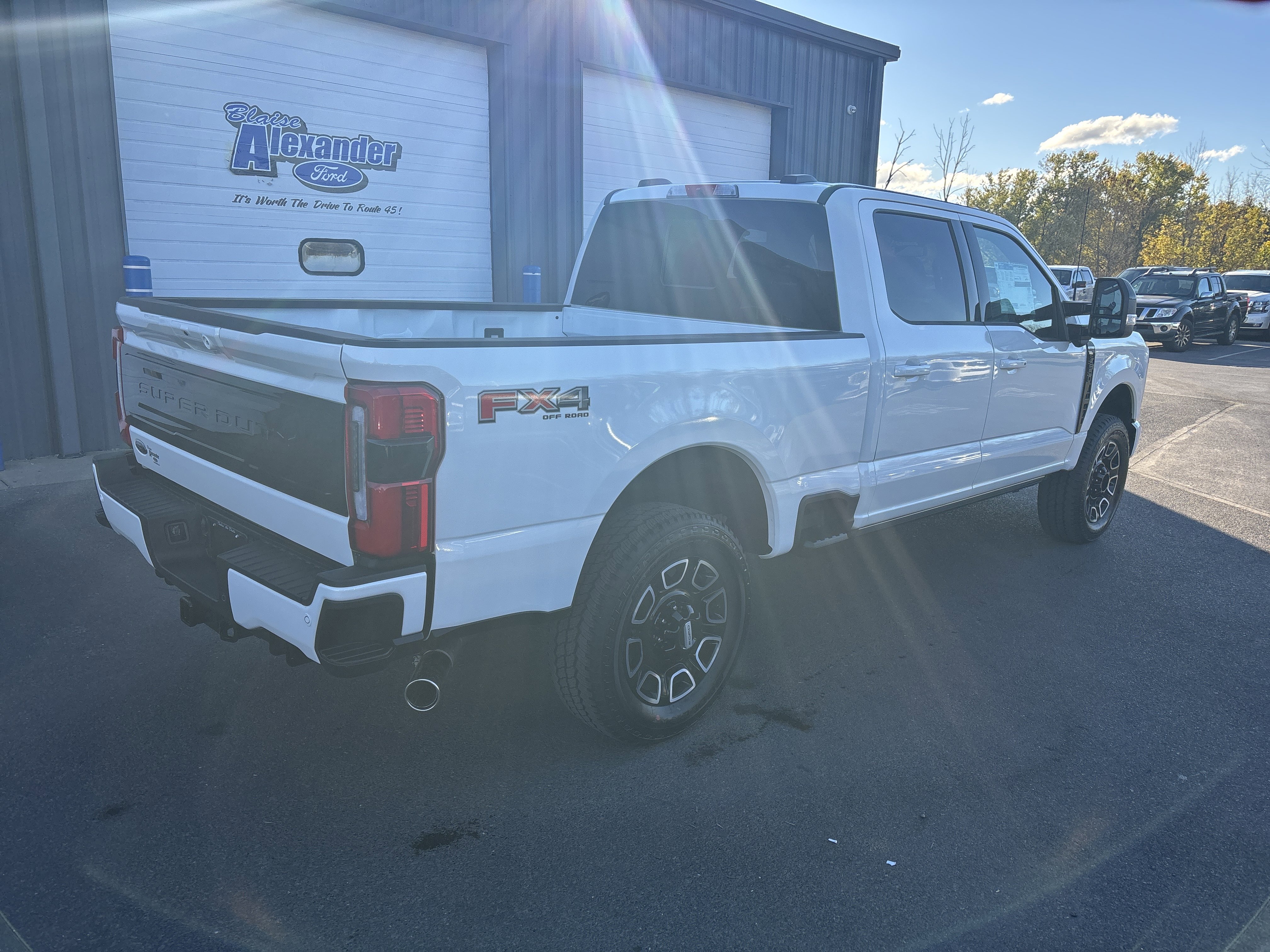 New 2026 Ford F250 4x4 Crew Cab Super Duty video 3