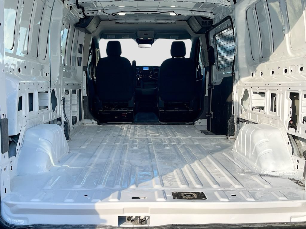 Used 2024 Ford Transit 350 Low Roof RWD image 22