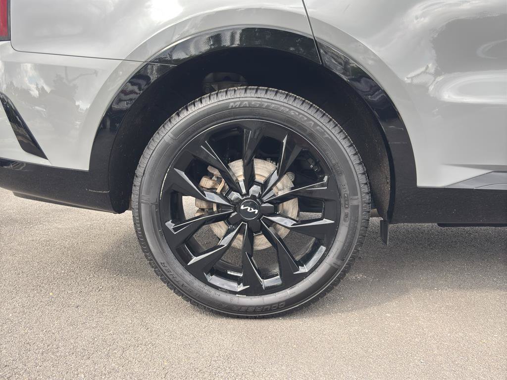 Used 2023 Kia Sorento SX AWD/4WD image 33