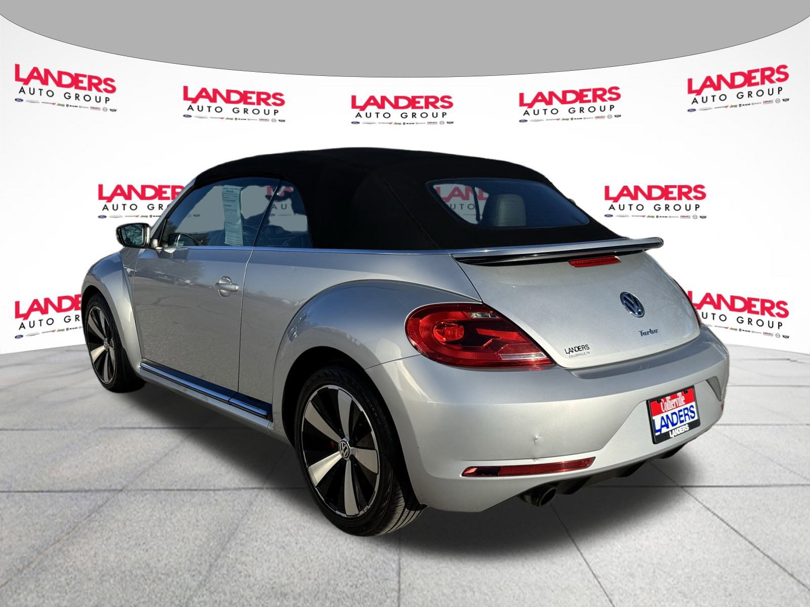 Used 2013 Volkswagen Beetle 2.0T image 5