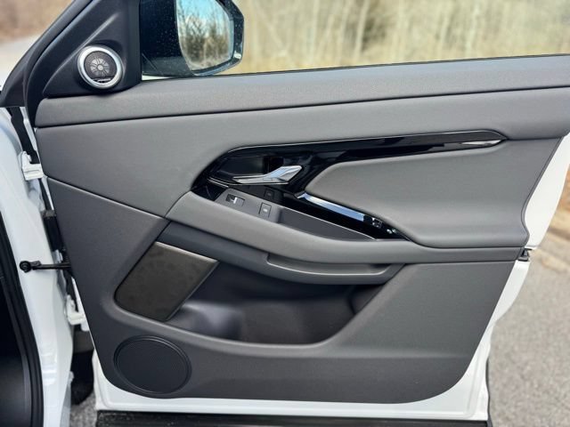New 2026 Land Rover Range Rover Evoque S AWD/4WD image 18