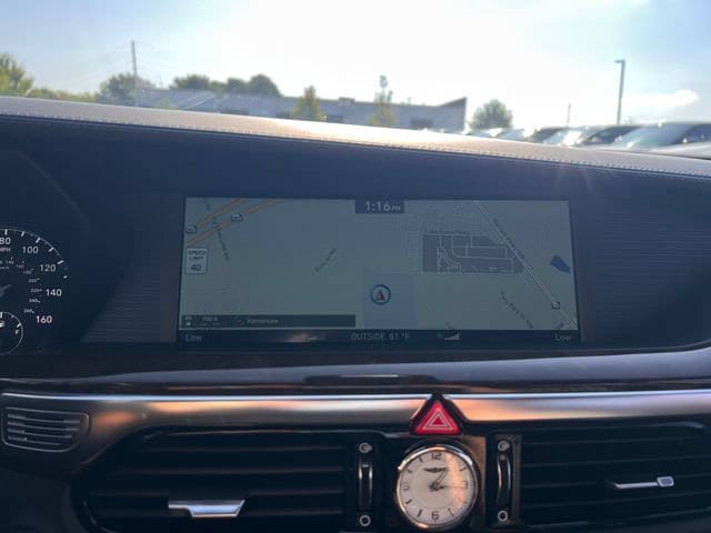 Used 2018 Genesis G90 3.3T Premium AWD/4WD image 24