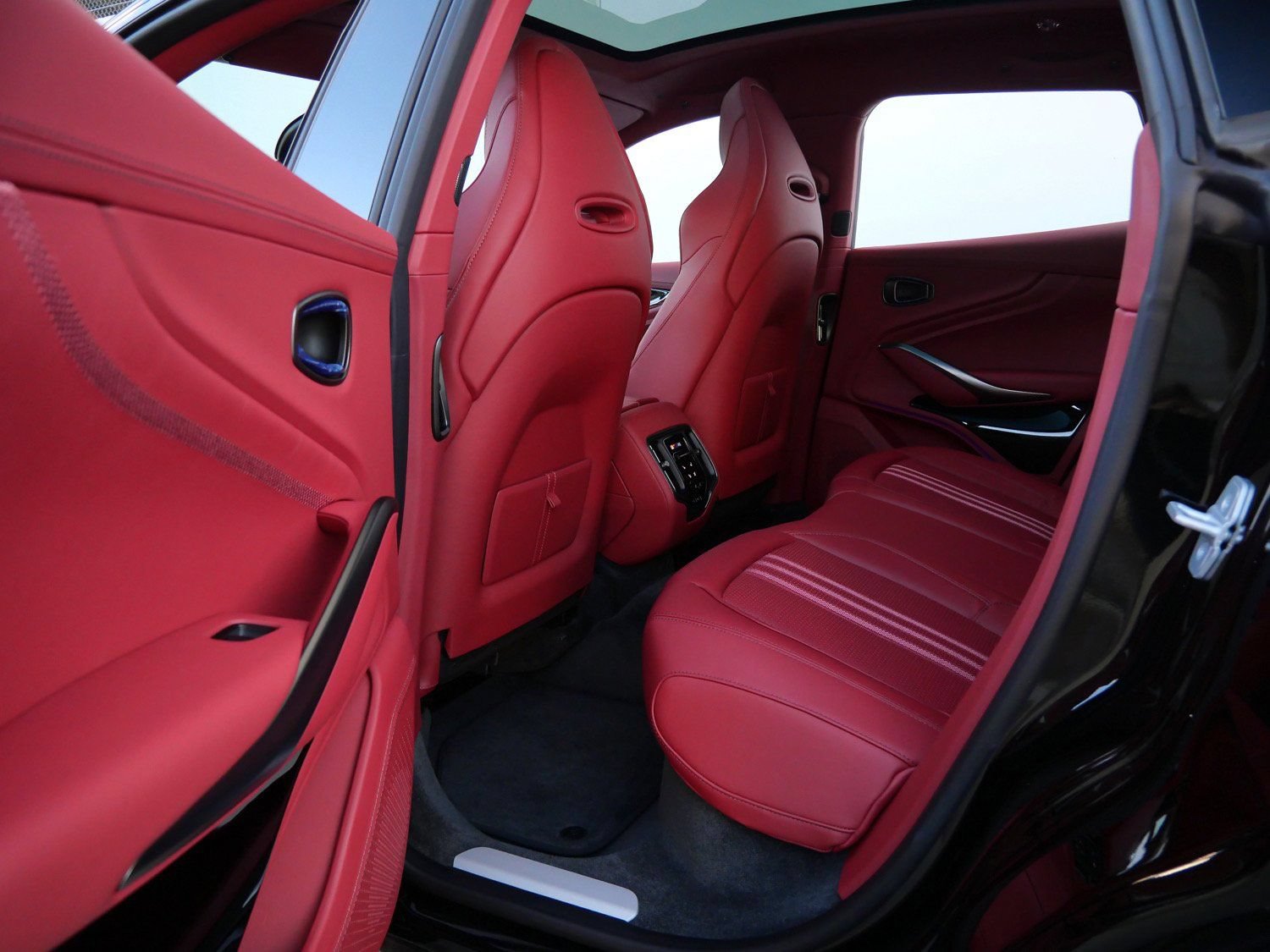 New 2026 Aston Martin DBX 707 AWD/4WD image 21