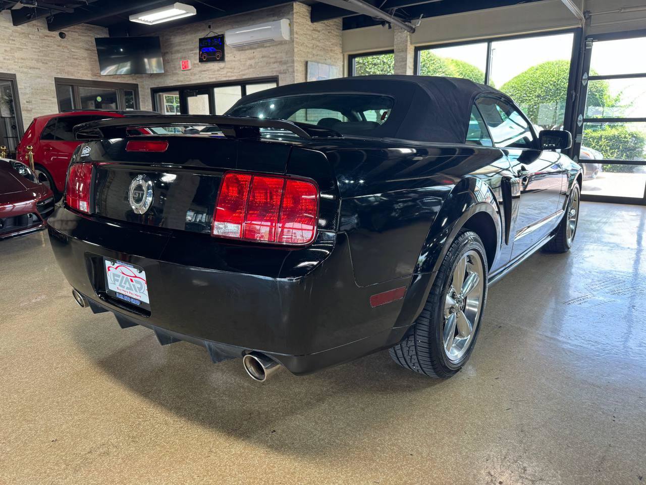 Used 2008 Ford Mustang GT RWD image 7