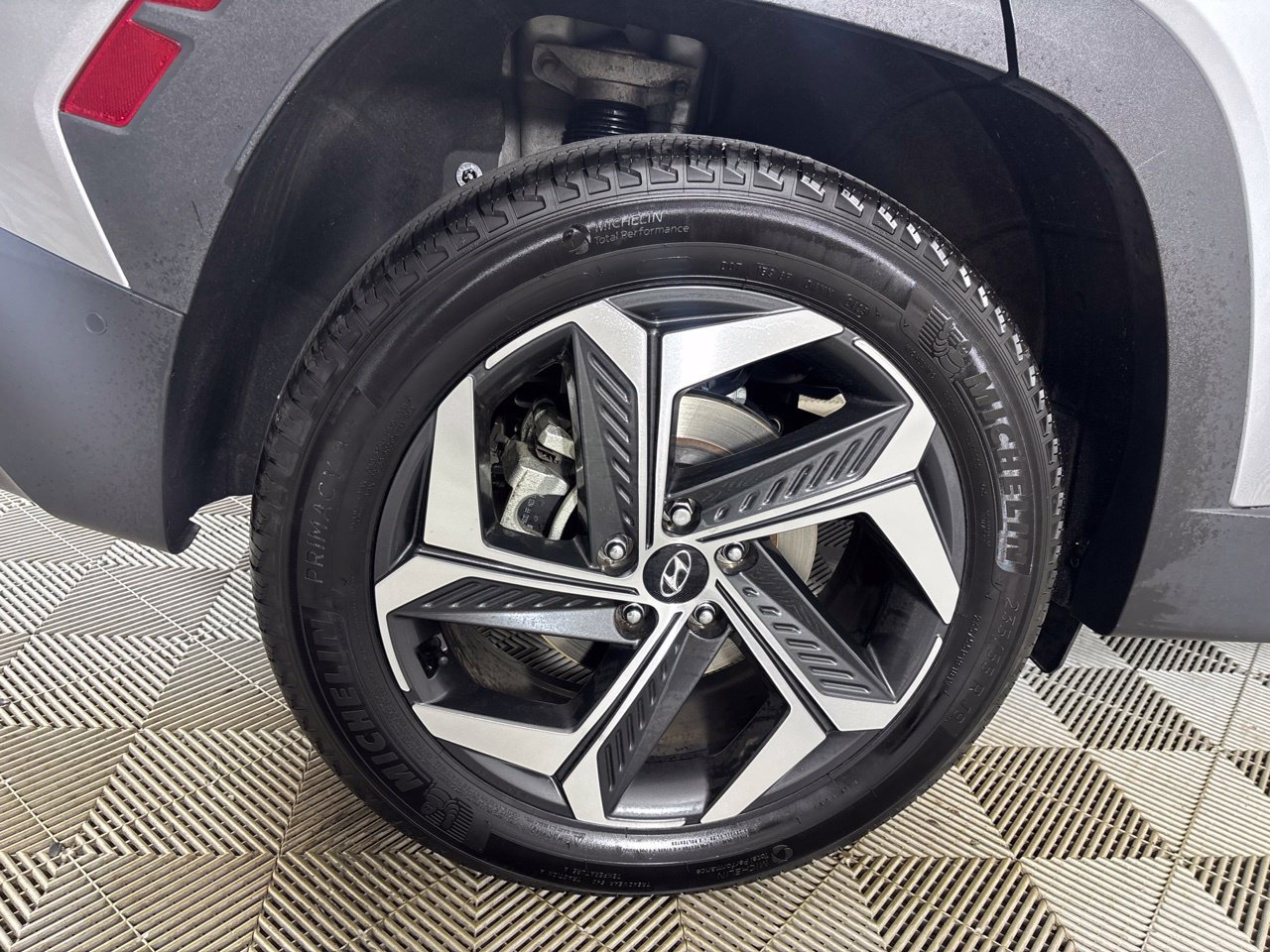 Used 2023 Hyundai Tucson Limited AWD/4WD image 37
