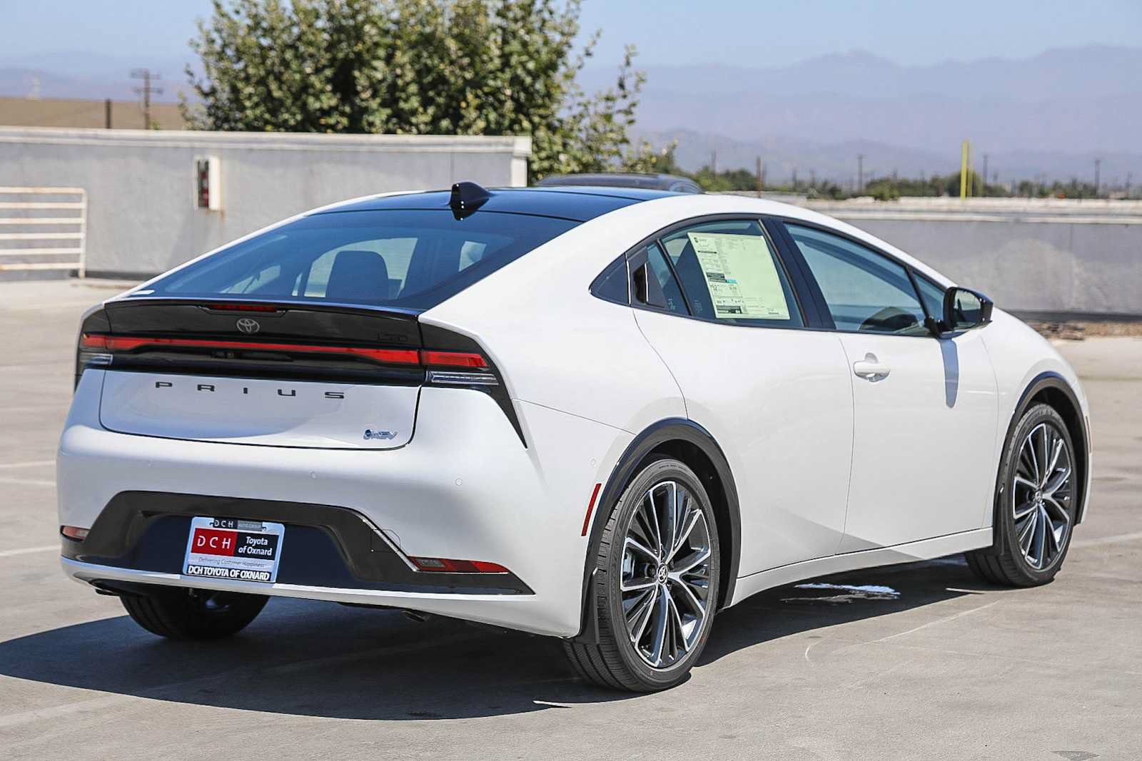 New 2026 Toyota Prius Limited FWD image 5