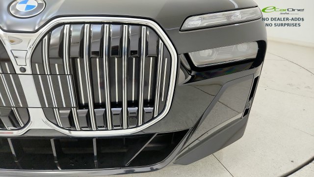 Used 2026 BMW 740i xDrive AWD/4WD image 25