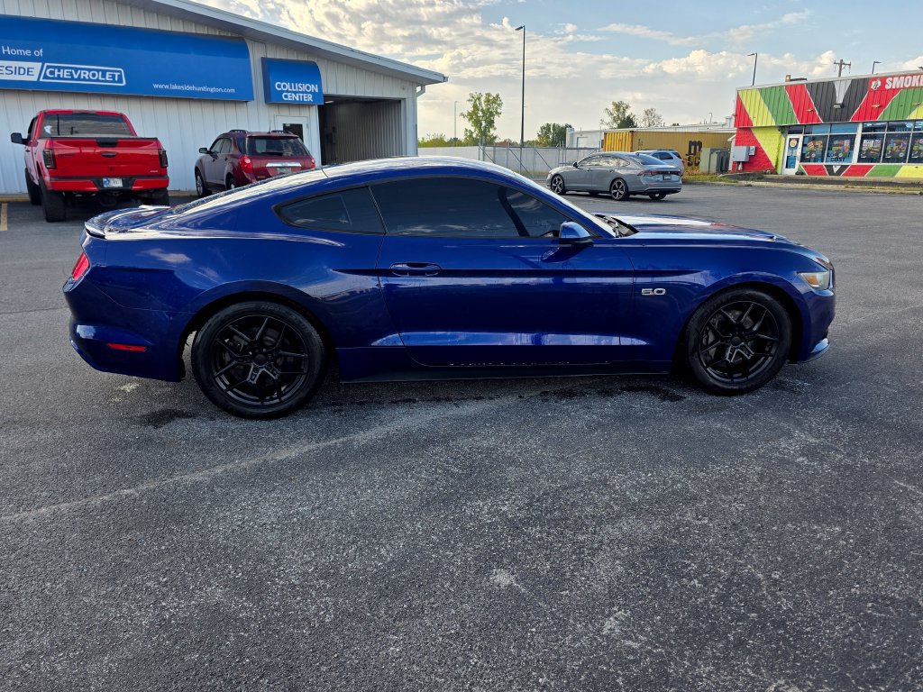 Used 2016 Ford Mustang GT RWD image 6