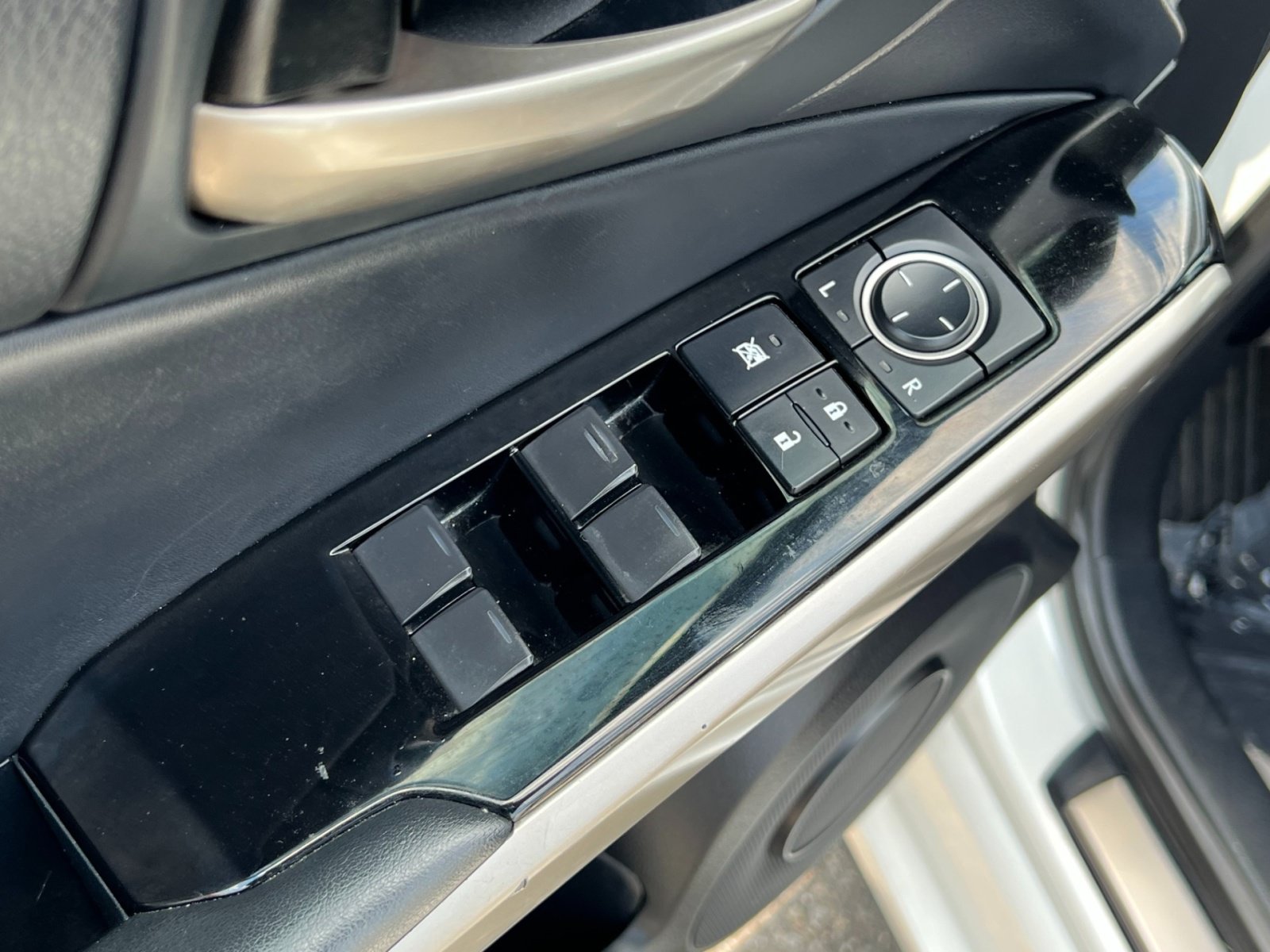 Used 2020 Lexus IS 300 w/ Accessory Package RWD image 16