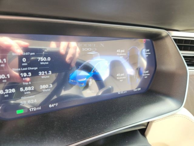 Used 2017 Tesla Model X 90D AWD/4WD image 10