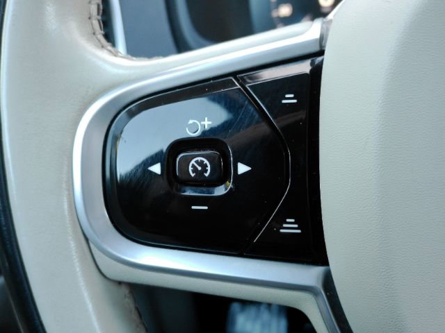 Used 2022 Volvo XC90 T8 Inscription AWD/4WD image 41