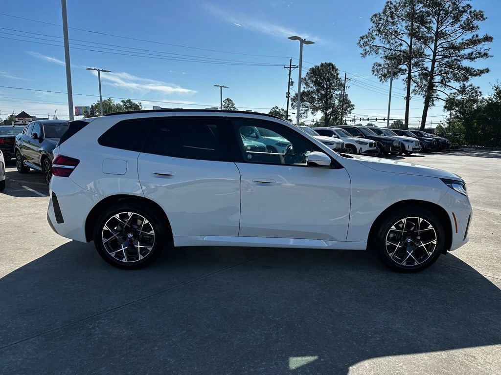 Certified 2025 BMW X3 xDrive30i w/ M Sport Package image 2