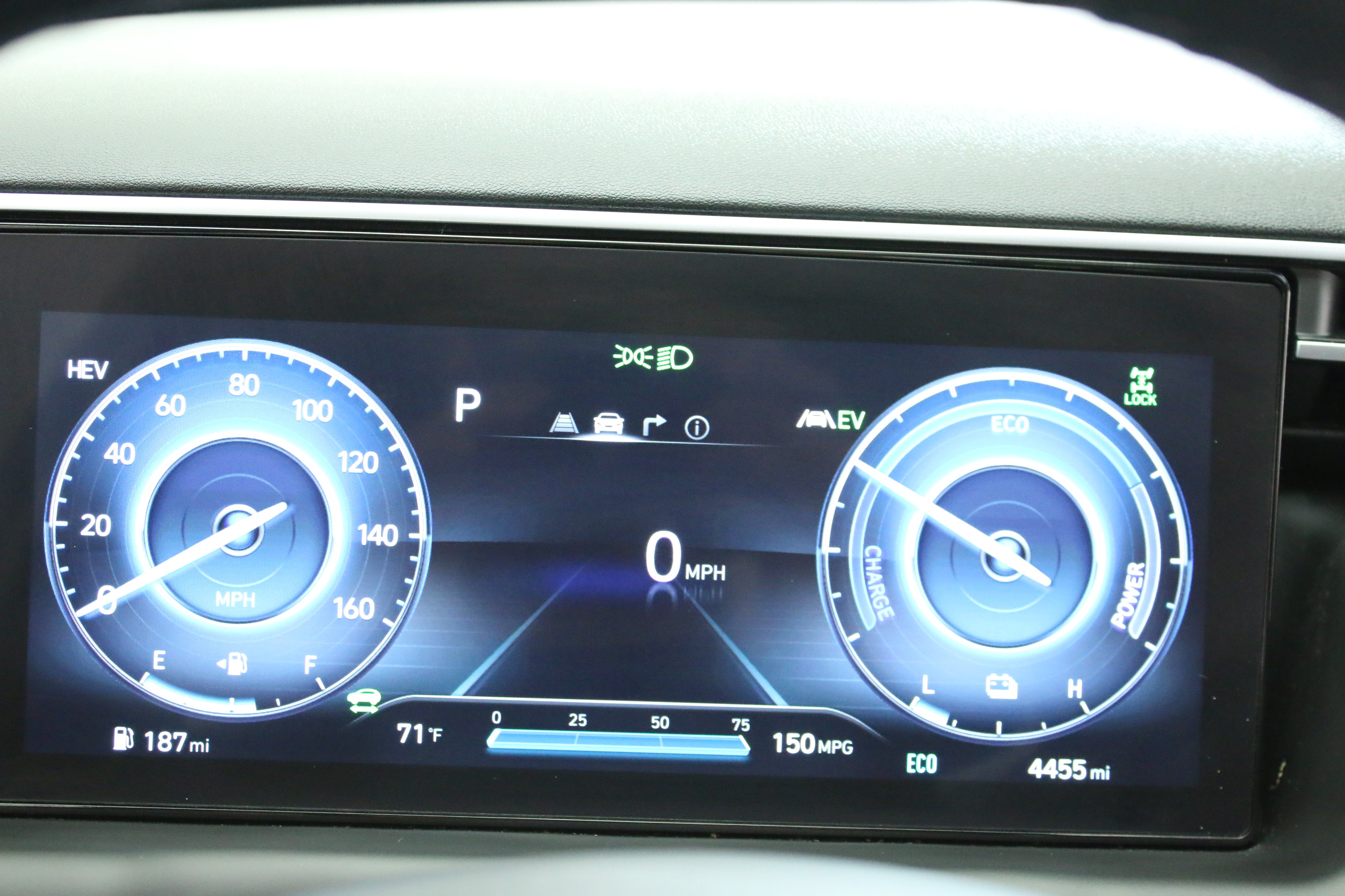 Used 2024 Hyundai Tucson Limited AWD/4WD image 17