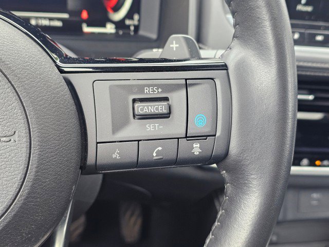 Used 2023 Nissan Rogue Platinum AWD/4WD image 32