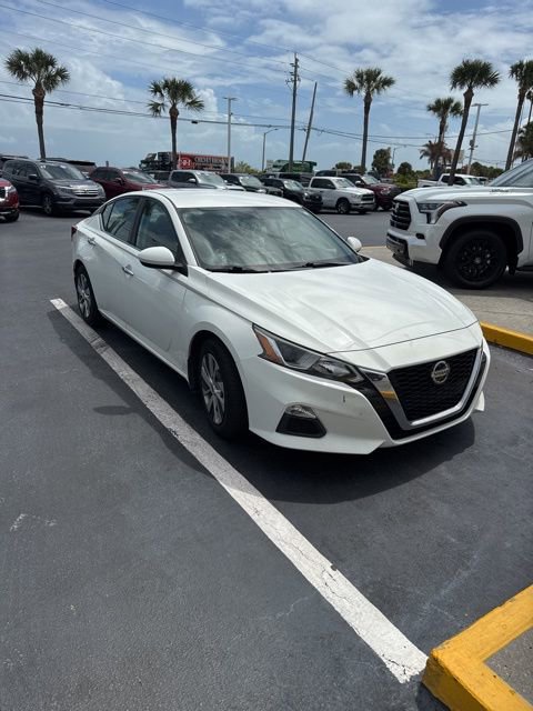 Used 2019 Nissan Altima 2.5 S image 3