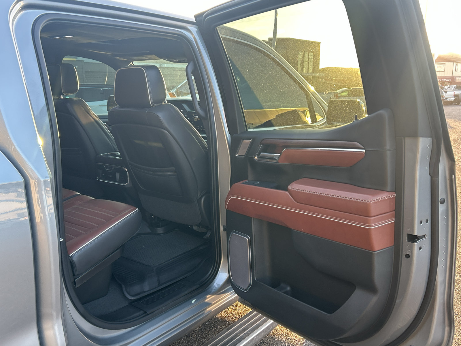 Used 2023 GMC Sierra 1500 Denali Ultimate AWD/4WD image 24