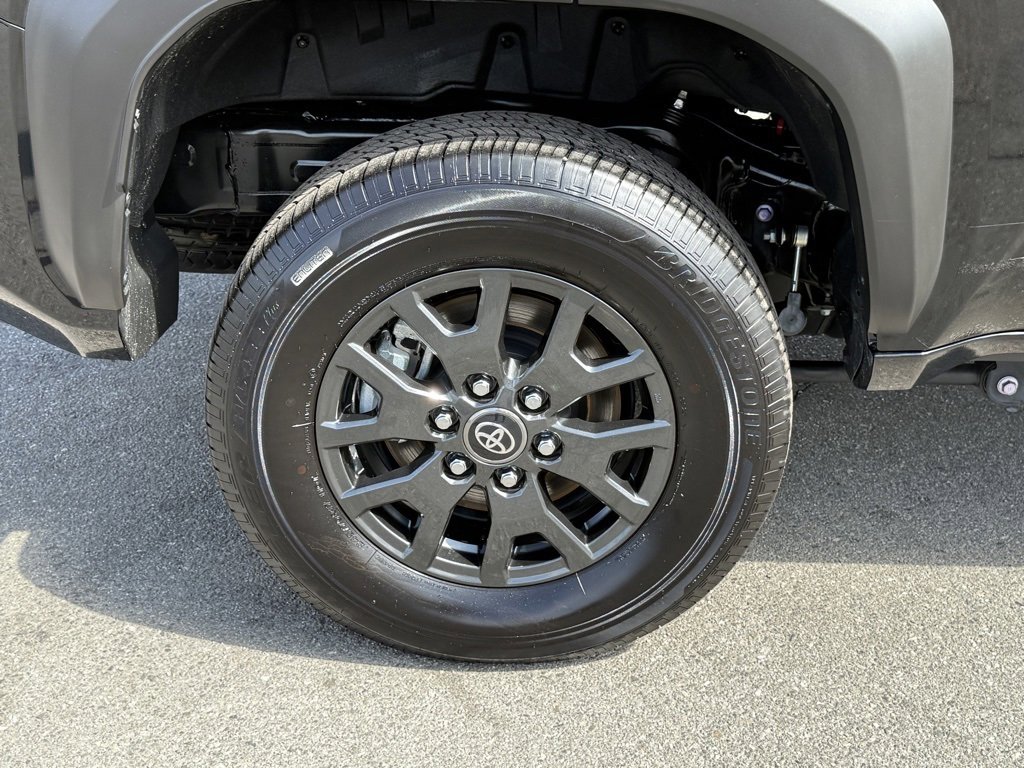 Used 2025 Toyota 4Runner SR5 image 14