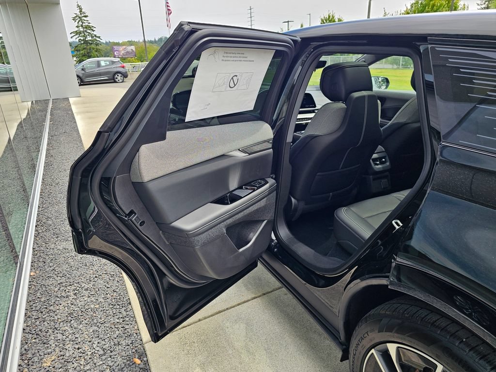 New 2026 Cadillac Optiq Sport 1 AWD/4WD image 15