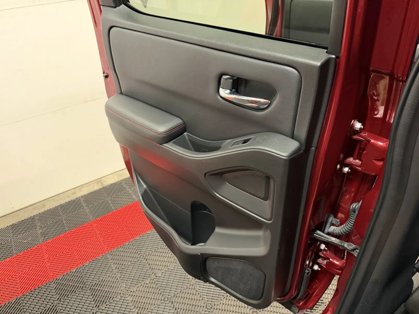 Used 2023 Nissan Frontier PRO-4X w/ Pro-4X Premium Package AWD/4WD image 35