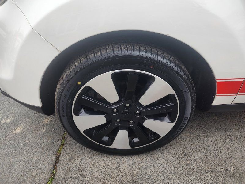 Used 2016 Kia Soul + w/ Designer's Package image 18