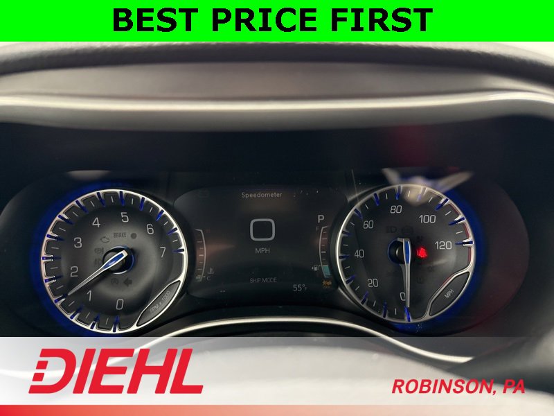 New 2026 Chrysler Pacifica Select image 33