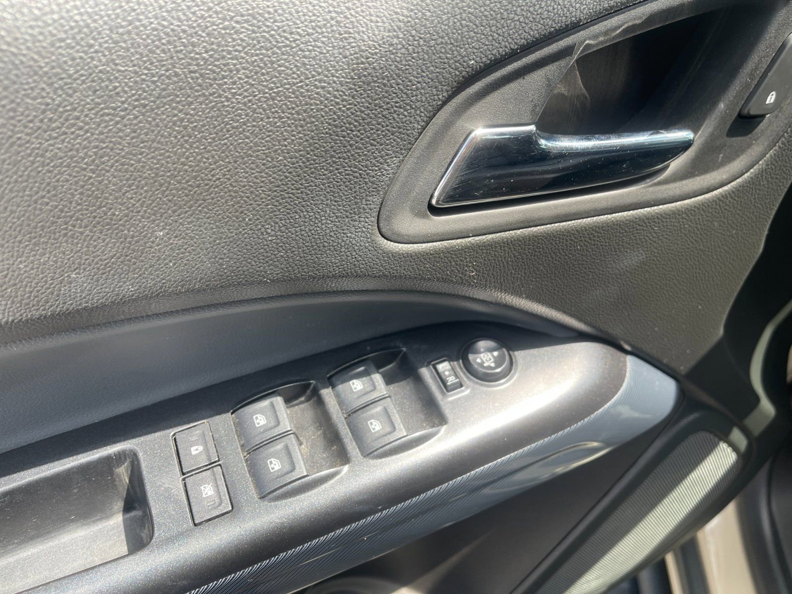 Used 2022 Chevrolet Colorado Z71 AWD/4WD image 13