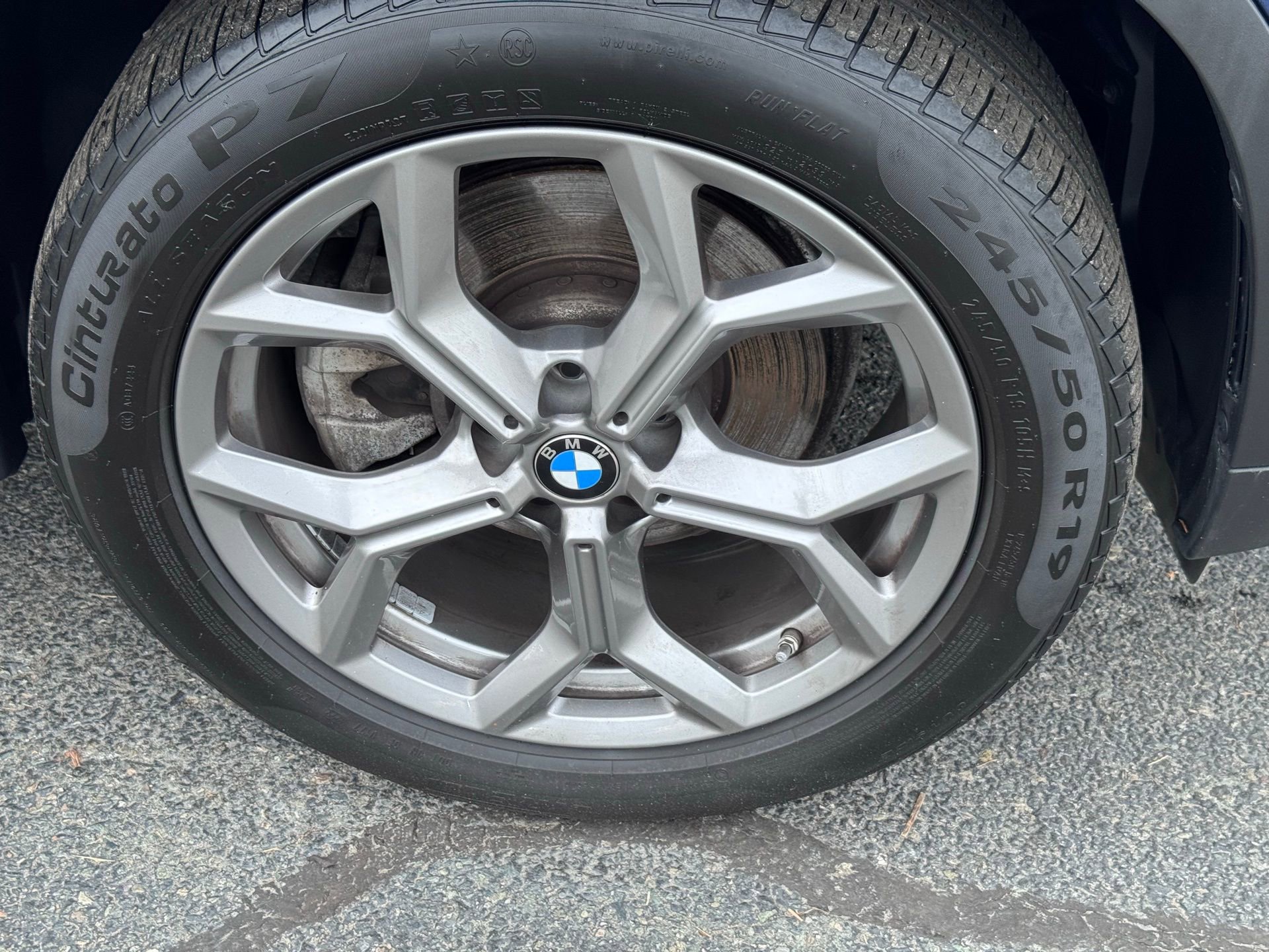 Used 2023 BMW X4 xDrive30i image 11