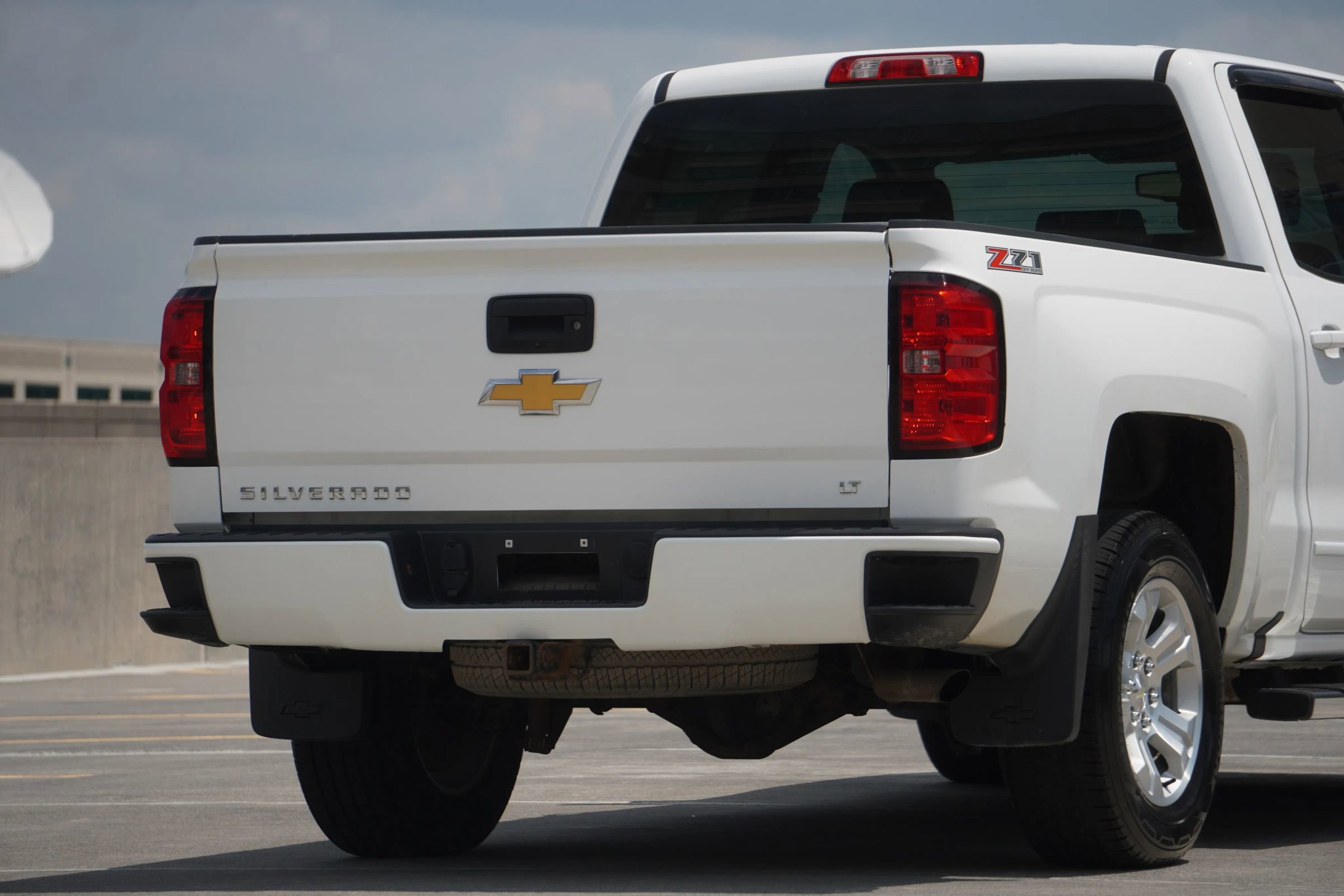 Used 2017 Chevrolet Silverado 1500 LT w/ All Star Edition image 31