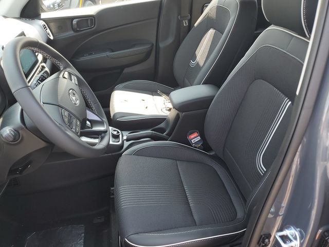 New 2026 Hyundai Venue SEL FWD image 16