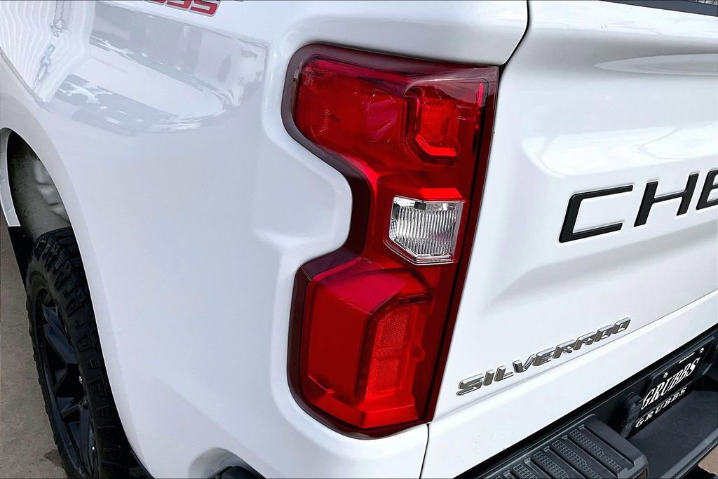 Used 2022 Chevrolet Silverado 1500 LT Trail Boss image 39