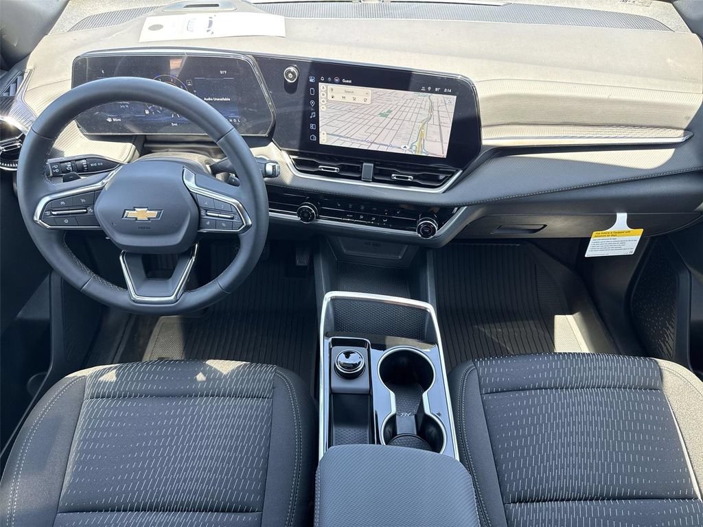 New 2027 Chevrolet Equinox LT w/ LPO, Floor Liner Package FWD image 9