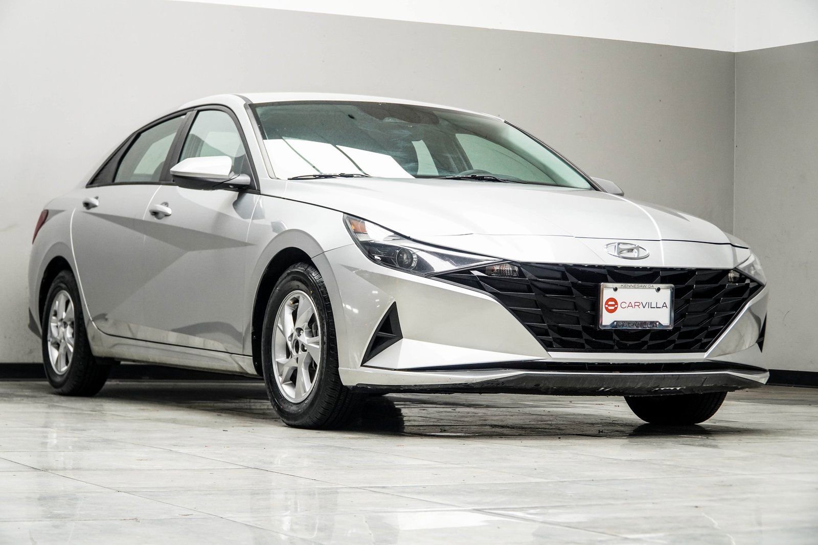 Used 2021 Hyundai Elantra SE image 4