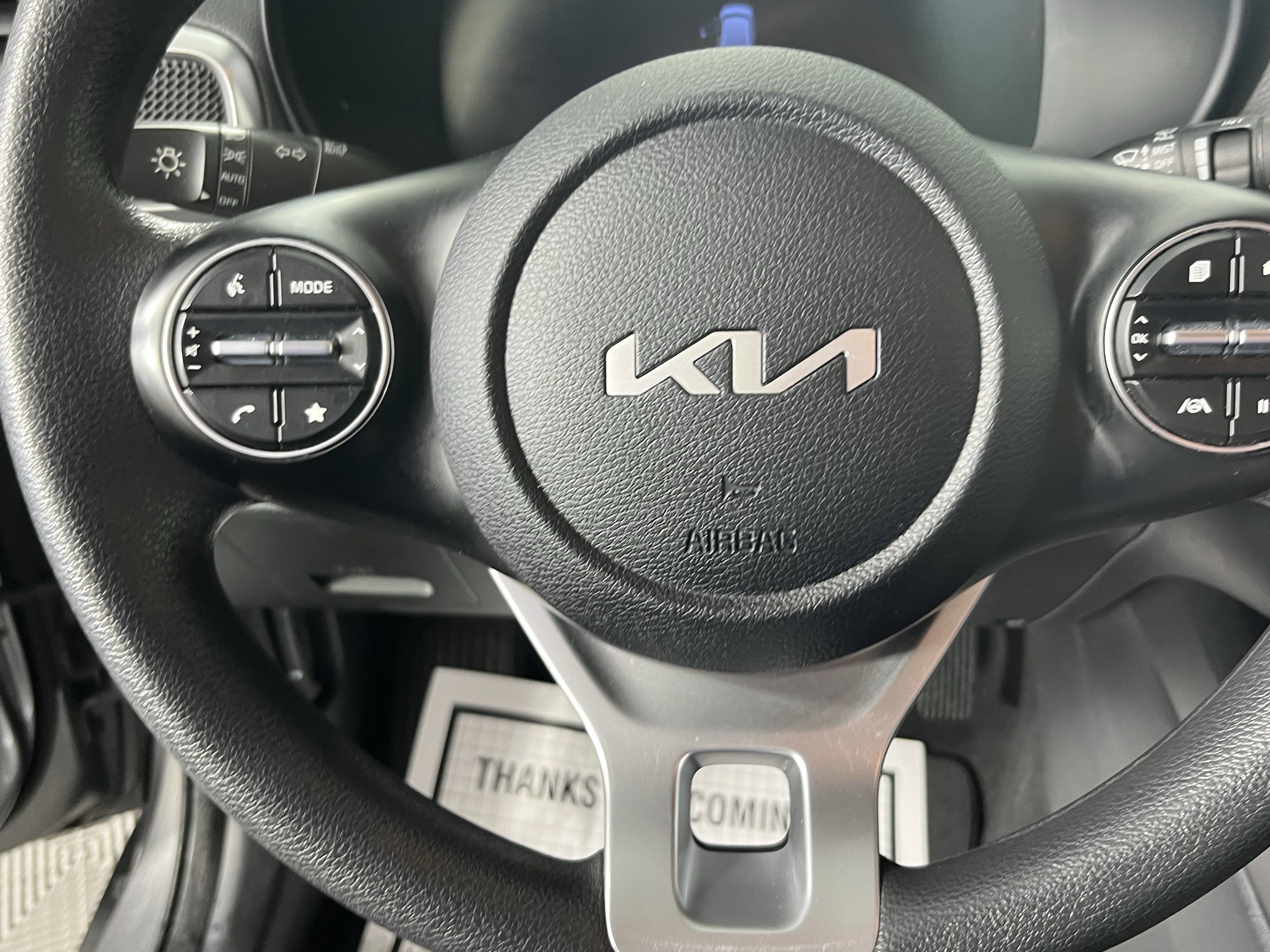 Used 2023 Kia Soul LX w/ Option Group 015 FWD image 16